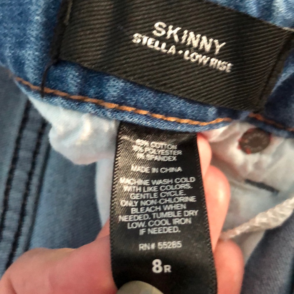 Express Low Rise Jeans - Picture 3 of 3